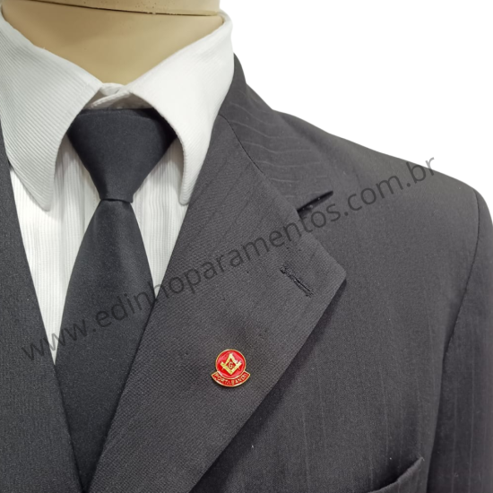 Pin Porta Bandeira Vermelho