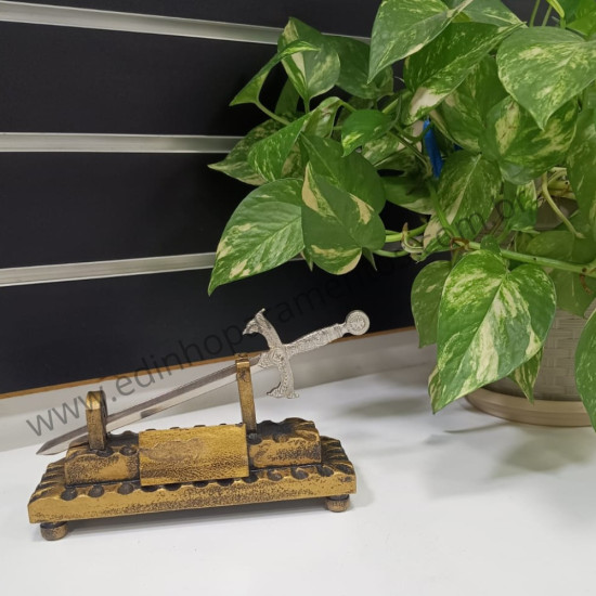 Mini Espada com Suporte MDF...